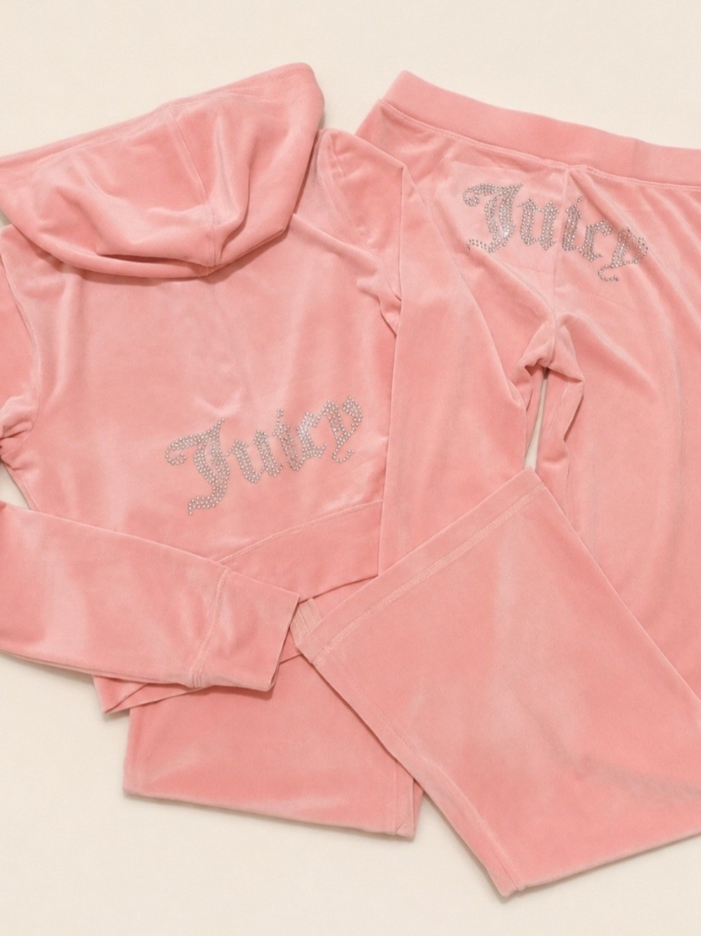 Juicy Couture Strawberry Ice Velour Zip Up Hoodie & Pants Set - M